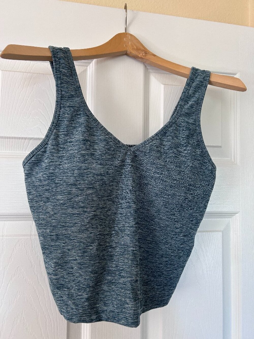 Senita Athletics Dynamic Crop Tank Large